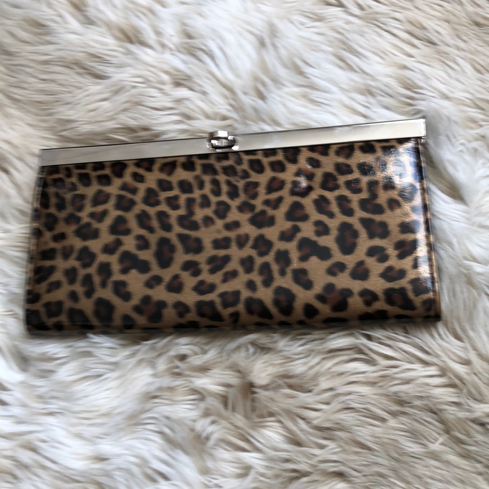 DSW Cheetah Clutch